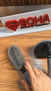 Sikat Bulu Pembersih Roda Mobil Multifungsi Pegangan Design Anti Slip Lembut Bulu Kualitas Bagus