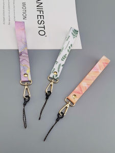 XinZhu Short Mobile Phone Lanyard Durable Chain Wrist Strap Anti-Fall Creative Retro Floral Pattern Handheld Bracelet for Women