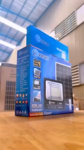 KKSKY รับประกัน 30 ปี ไฟโซล่าเซลล์ 1000W ไฟโซล่าเชล1แถม1 solar light สปอตไลท์ โซล่า IP68 Metal housing แสงสว่าง 12-14 ชั่วโมง