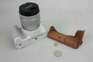 Túi Đựng Máy Ảnh Canon EOS 200D II Bọc Da Bảo Vệ Nửa Bộ Máy Cơ Bản Túi Đeo Vai Đơn Phong Cách Anh Quốc Túi Đựng Máy Ảnh