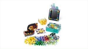 Mainan LEGO DOTS 41811 Hogwarts Desktop Kit: Mainan Konstruksi untuk Anak 8 Tahun