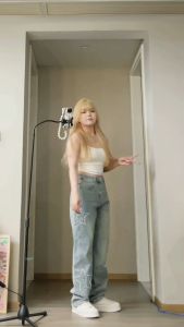 กางเกงยีนส์ทรงกระบอกปักรูปดาว สไตล์ Y2K แมทช์ได้ทุกชุด พร้อมส่ง