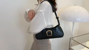 Tas Ketiak Wanita & Tas Selempang Kulit Impor: Belanja Online TOLOER