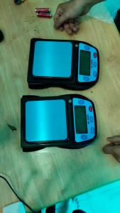 Cân phân tích điện tử Cân tiểu ly để bàn 500g/0.01g và 3kg/0.1g phòng thí nghiệm SF - 400D kèm pin