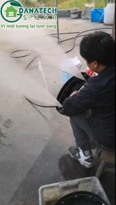 Bàn chải xoay tự động phun cao áp vệ sinh sàn 15 inch 18 inch