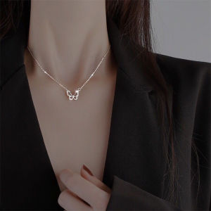Lovelylife🔥 Kalung Rantai Dengan Liontin Kupu-Kupu Hollow Out Aksen Berlian Imitasi Untuk Wanita