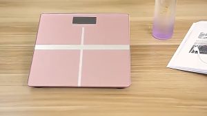 體重秤 電子秤 LED Digital Body Scale Weight Scale High Accuracy Smart Digital Body Fat Weighing Scale Penimbang Berat Badan USB Rechargeable