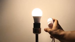 Bóng đèn LED Buld 7W-9W-12W có thể điều chỉnh tăng giảm độ sáng bằng Dimmer chiết áp AC220V cho đèn bàn đèn phòng ngủ