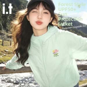 FINGERCROXX | Green UV Protection Light Breathable Jacket for Petite Women