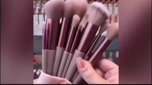 13Pcs Makeup brush set a full set of super soft eye paint affordable portable and small,Travel-friendly set complete makeup
