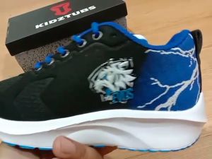 Sepatu Gaming & Sekolah Anak Laki-Laki Karakter