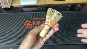 Bamboo Whisk Brush Kuas Bambu Pengaduk Matcha Green Tea
