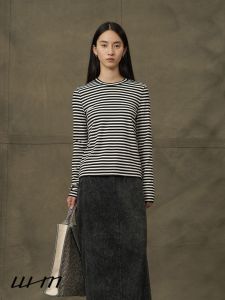 เสื้อยืดคอกลมผู้หญิง Ultrafine Merino Wool ลายทางสีดำ ทรงหลวม แขนยาว ทรงปกติ ฤดูใบไม้ร่วง 2024 ผ้าฝ้ายผสมโพลีเอสเตอร์