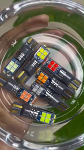 ไฟหรี่ T10 ชิพ 3D สว่างมาก 12v มีให้เลือก 7สี  ตัวใหม่สว่างตาแตก (0133)