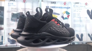Brand GenGeGo (3 Cash on Delivery) COD Lightweight Safety Shoes For Men Steel Toe Cap Boots Puncture Resistant Wear-resistant Men Shoes