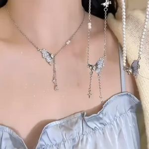 Senior2024 Kalung Rama-Rama Manik Jenis Popular Rantai Klavikula Mutiara Elegan Niche Liar Wanita ins Aksesori R Angin
