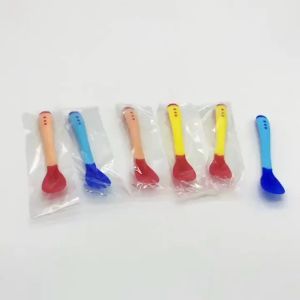 Sendok makan bayi / sendok garpu Sensor Panas silikon / Peralatan Makan Bayi