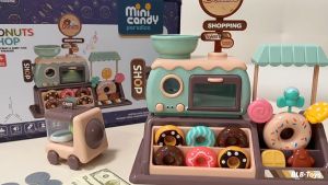 Pretend Play Donut Shop Toy for Girls Candy Paradise Kitchen Oven Play House Set Children Game Toys Set for 3 to 6 Years Old Girls