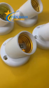 [Deal hời] Đui đèn đa năng E27 xoay 180 độ - Chất liệu nhựa ABS