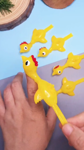 Wall stick finger game childhood Ejection Chicken rubber catapult toy slingshot yellow chick stress relief prank tiktok