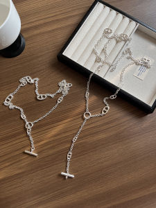 Trendy Silver Long Pig Nose Necklace OT Buckle Sweater Chain Luxury Minimalist Fashionable High End Alloy Material Womens Jewelry