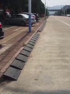 Bục Lên Xuống Xe Máy Bậc Dắt Xe Ô Tô Xe Máy Bục Dắt Xe Cầu Dắt Xe Vỉa Hè Dốc Bục Lên Xuống Xe Ô Tô Nhựa KIBA Plastic