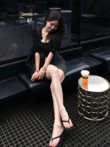 QIANMANZI | Bộ Ba Quyến Rũ Áo Không Tay U-neck Cardigan Mở Sợi Chân Váy Bút Chì Xẻ