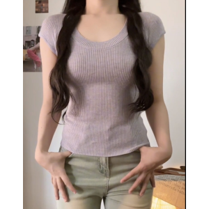 HUOLISI | Slender Slimming U-Neck Knit T-Shirt