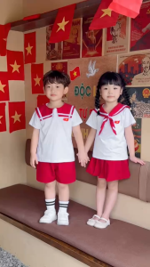 BE295 Bộ áo hải quan thêu cờ quần đùi kaki BERNIE bộ quần áo cho bé trai bé gái mừng Quốc Khánh