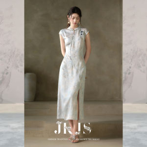 JK&JS | Đầm Qipao Lụa Vải Lin Đính Hạt và Thêu Ngọc Trai