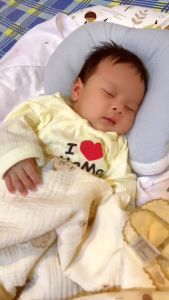 BABY TATTOO หมอนรองศีรษะปรับ 3 ด้าน หมอนหลุม หมอนหัวทุย ป้องกันแบคทีเรียและไรฝุ่น สำหรับเด็กแรกเกิดขึ้นไป  เบบี้ แทททู