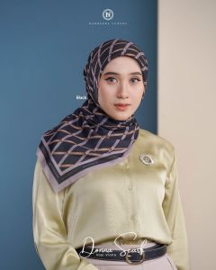 Donna scarf by Nadheera luxury hijab kerudung Squer motif voal segi empat terbaru