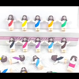 Little Jesus Figurines Jesus Toy Original Jesus Love You Mini Jesus Figure to Hide and Seek Desktop Ornament Religious Party Gifts for Easter Egg Stuffers