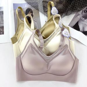Gufei Accessible Luxury Satin Mulberry Silk Maintenance Intimates Female Thin and Comfortable Small Chest Gathered without Trace Underwired Bra