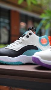 (Free Socks) New Arrival Korean Kids Basketball Shoes High Up Rubber Sneakers for Kids Boys Sports Shoes 2025 Spring Summer