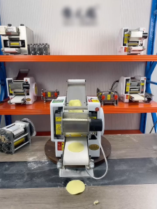 เครื่องรีดแป้งอเนกประสงค์ แบบไฟฟ้า ทำงานอัตโนมัติ พร้อมส่งฟรี สำหรับแป้งเกี๊ยว-ซาลาเปา-ห่อหมก 250W