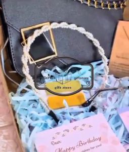 Hampers Tas dan Aksesories
