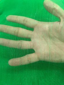 [Khổ 1M] Lưới chắn côn trùng màu xanh lá - Lỗ 1li (1mm). Chắn côn trùng làm nhà kính nuối cá trồng rau che công trình phơi lúa thóc - cafe...