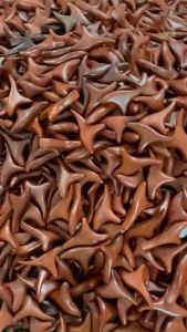 Dụng cụ day ấn huyệt Mát xa tam giác gỗ thơm- Chim en’ Hỗ trợ bệnh xương khớp - Mỹ Nghệ Linh Nhi