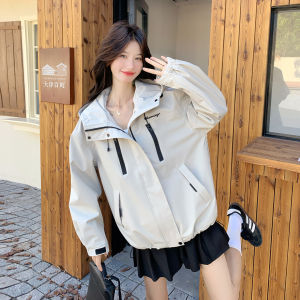 Loose Fit Korean Style Womens Jacket Mili Beige Hooded Windbreaker Breathable Warm Polyester Fiber Long Sleeve Zipper Closure