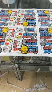 Tem Decal Sticker Đa Năng MS 555220 Dán Xe Hài Hước Vật Dụng Kích Thước 6.5cm Cho Xe Và Đồ Dùng