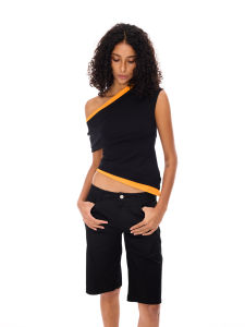 เสื้อยืดแขนสั้นทรงสลิมฟิตดีไซน์เอวเฉียงไม่สมมาตร Costustoot สำหรับผู้หญิง ฤดูร้อน 2025 คอวี ระบายอากาศได้ดี ระบายความชื้นได้ดี