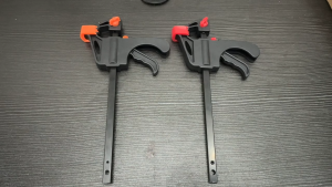 Clamp Penjepit Kayu Cepat Putar 4 Inch dengan Reversal dan Gagang Pengikat Rata