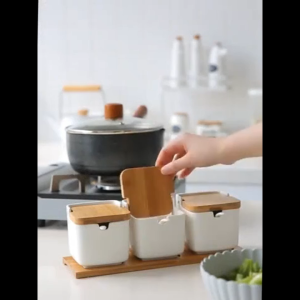 2PCS Ceramic Seasoning Jars with Wooden Lid Salt Shakers Kitchen Supplies White Spice Organizer Canister Spoon Set White Sugar Box