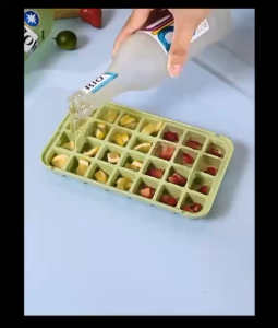 CYCF Ice Cube Tray Mold with Storage Box Easy Release with Push Button / Bekas Pembuat Ais Batu