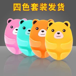 WE 2678 = 小熊免打孔插头插钩  Bear punch-free plug hook ☞1 pack* 4pcs #Random color