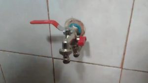 MQQ+ ก๊อกสนามสองทาง 4 หุน ขนาด 1/2 นิ้ว ก๊อก ก๊อกสนาม 2 ทาง ก๊อกสองทาง ผ่านส่วนตัดแต่ละทาง ของ MQQ+