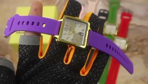 BOX EXCLUSIVE JAM TANGAN WANITA HUSH PUPPIES MINI KOTAK TALI RUBBER DIAMETER 32CM / JAM TANGAN FASHION WANITA VA-789OA