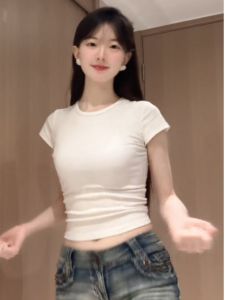 Slim Fit White Short Sleeve T-Shirt for Women New Summer 2024 Fashion Basic Style Inside Matching Shoulder Simple Korean Version