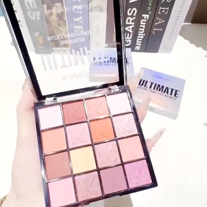 มาใหม่ 1 แถม 1 พาเลทอายแชโดว์ Miss Lara เนื้อแมท เนื้อชิมเมอร์ 16 เฉดสี ขนาด 20g. No.MS-60 ฟรี!! แปรงทาตาคละสี